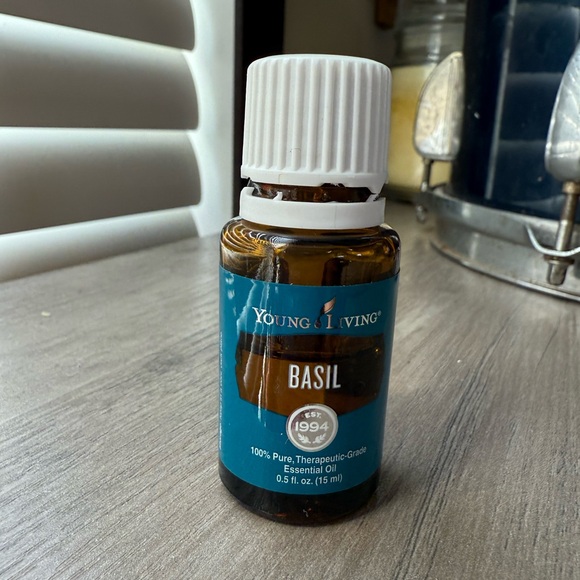 2 for $15 sale: Young Living Essential Oil -Basil- (15 ml / 65% Full ) - Picture 1 of 3